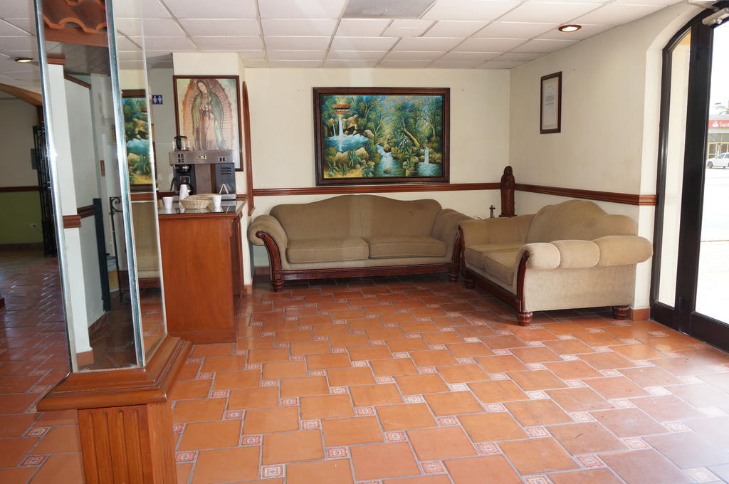 Maria Luisa Inn & Suites Juarez  客房 照片