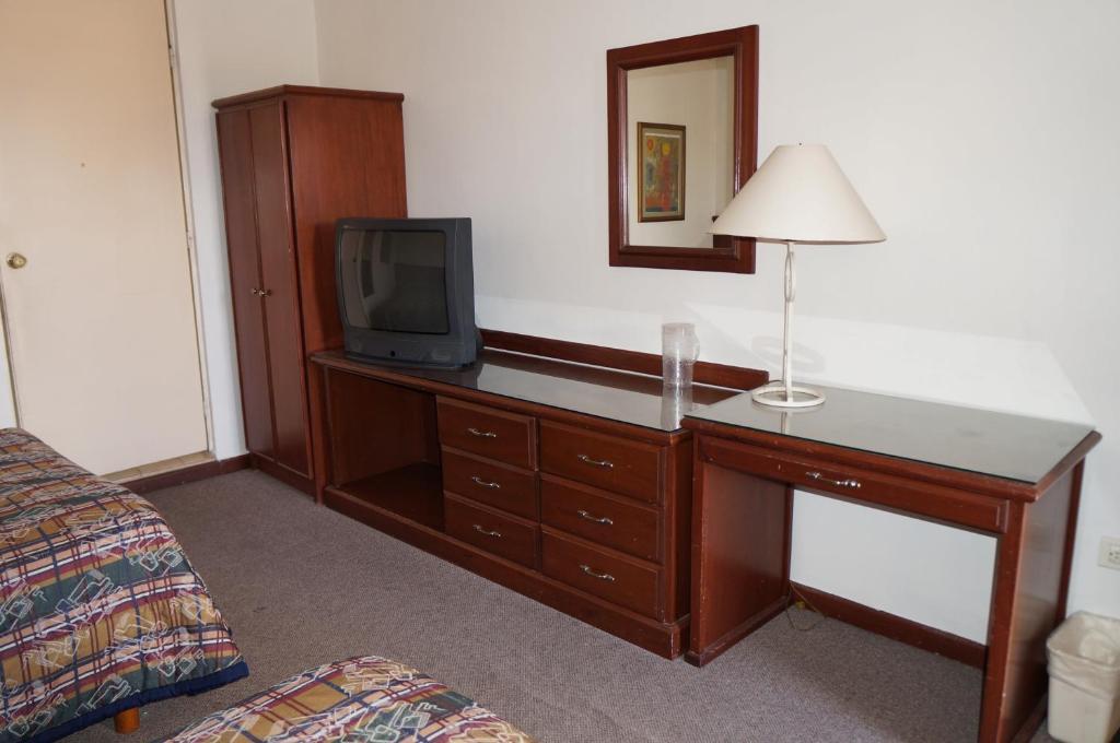 Maria Luisa Inn & Suites Juarez  外观 照片