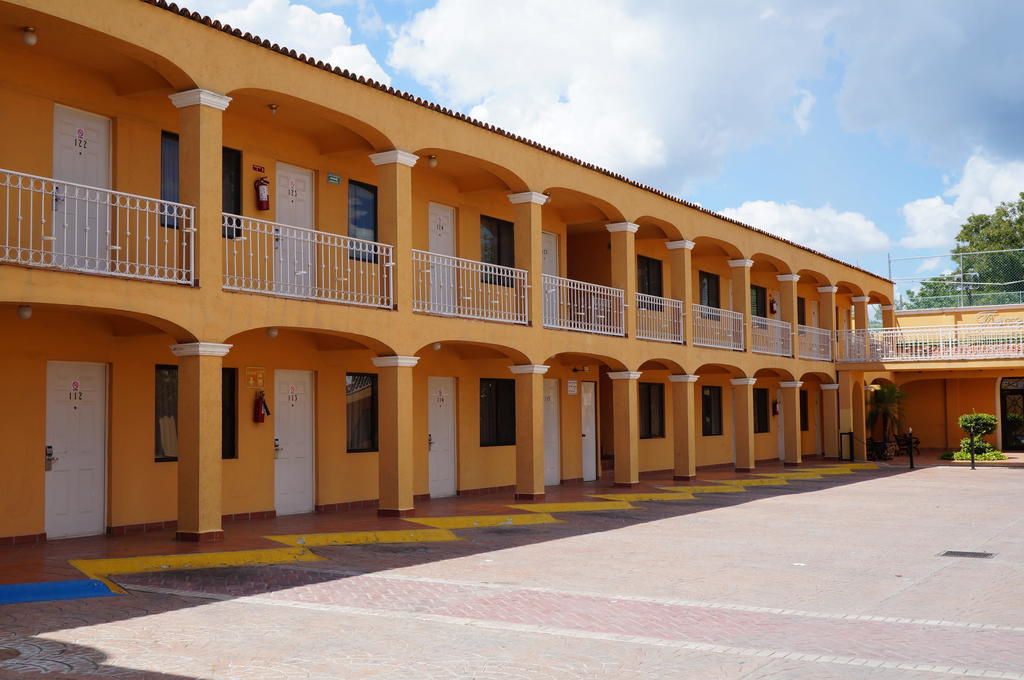 Maria Luisa Inn & Suites Juarez  外观 照片
